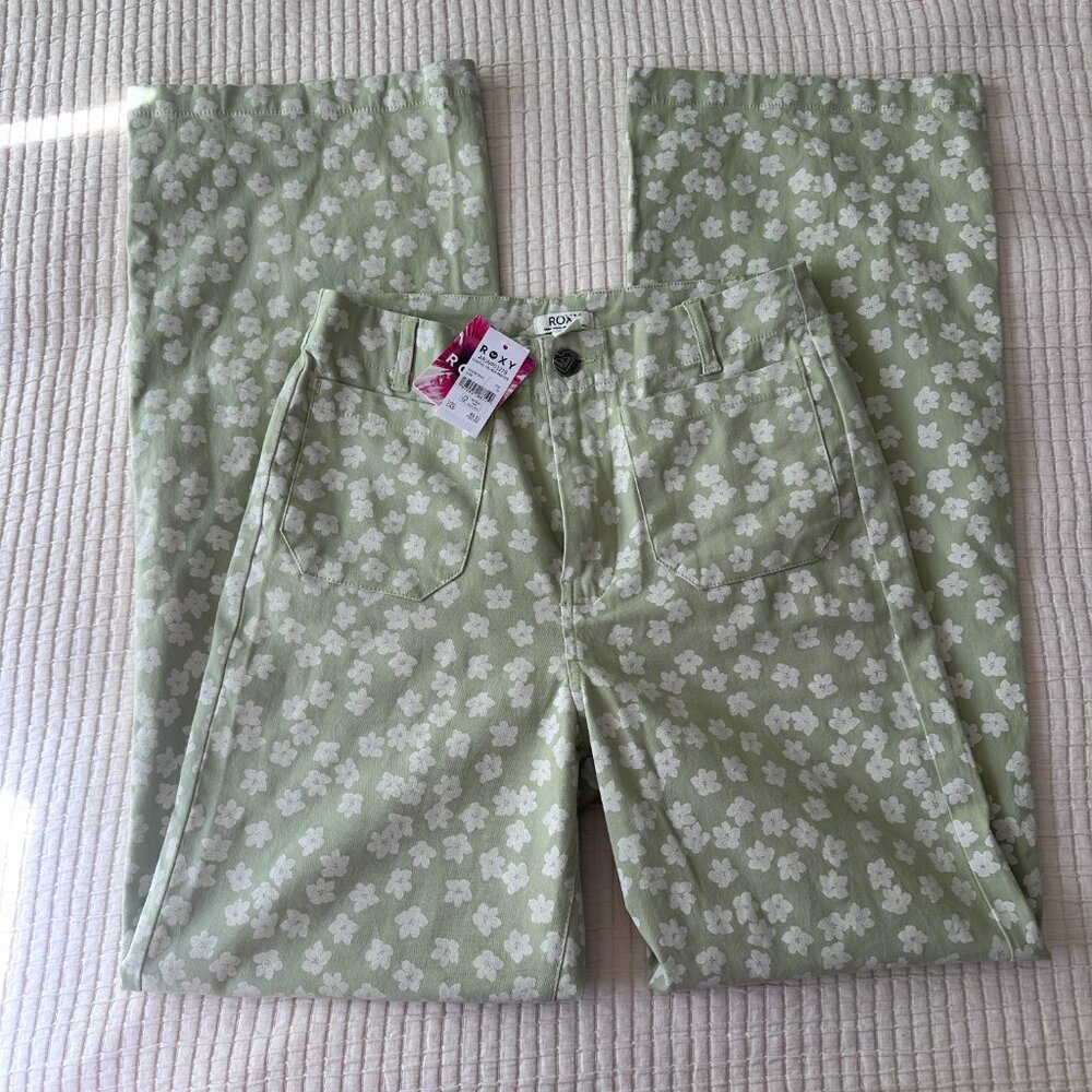 NWT Roxy Retro High Waisted Flare Pants Flowers Spring Girly - 26 - Picture 2 of 6
